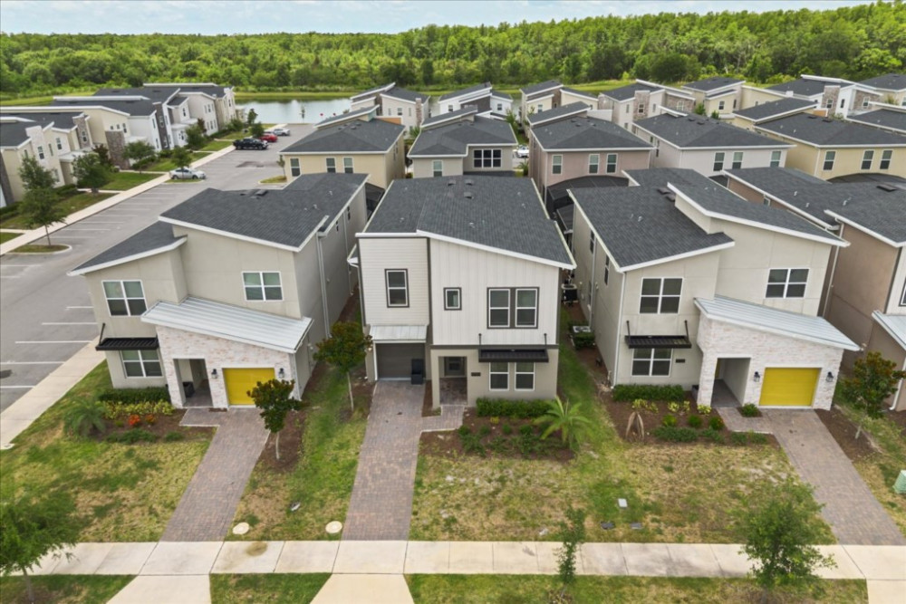 Storey Lake Resort 933