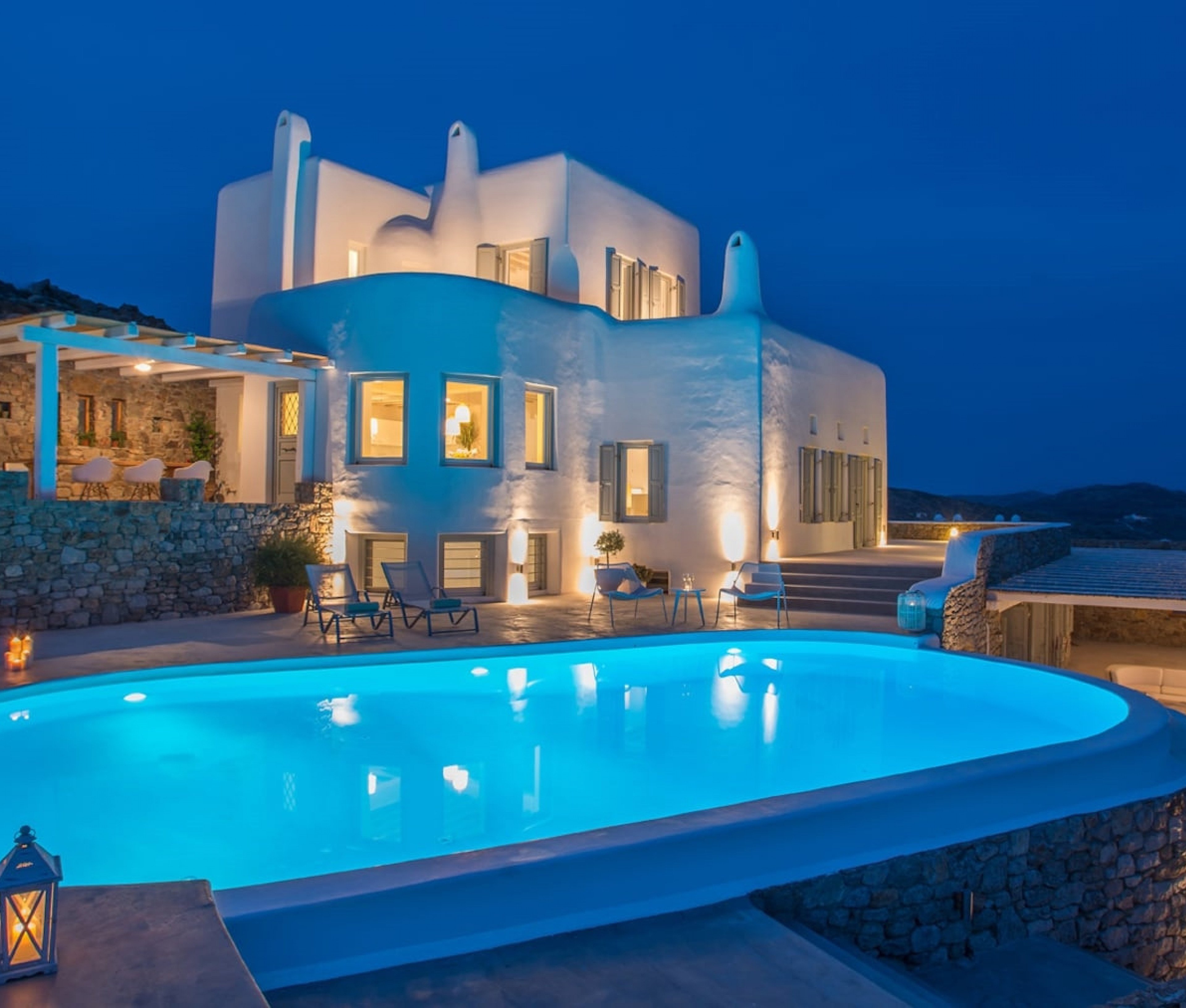 Villa Eleanor - rentals with air con and pools