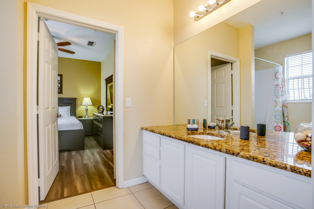 Vista Cay 290