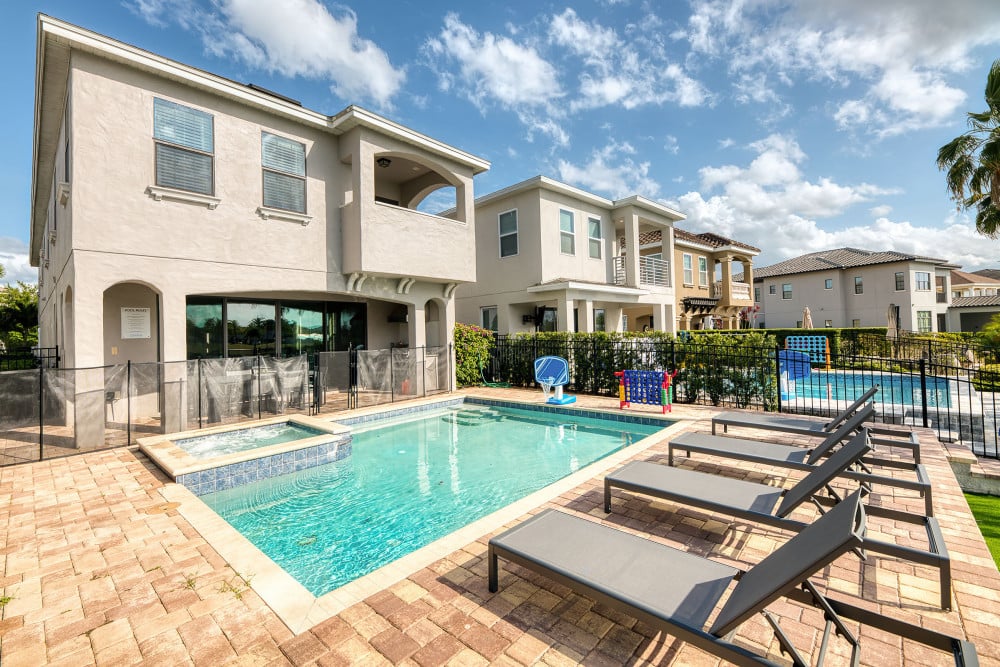Reunion Resort 567