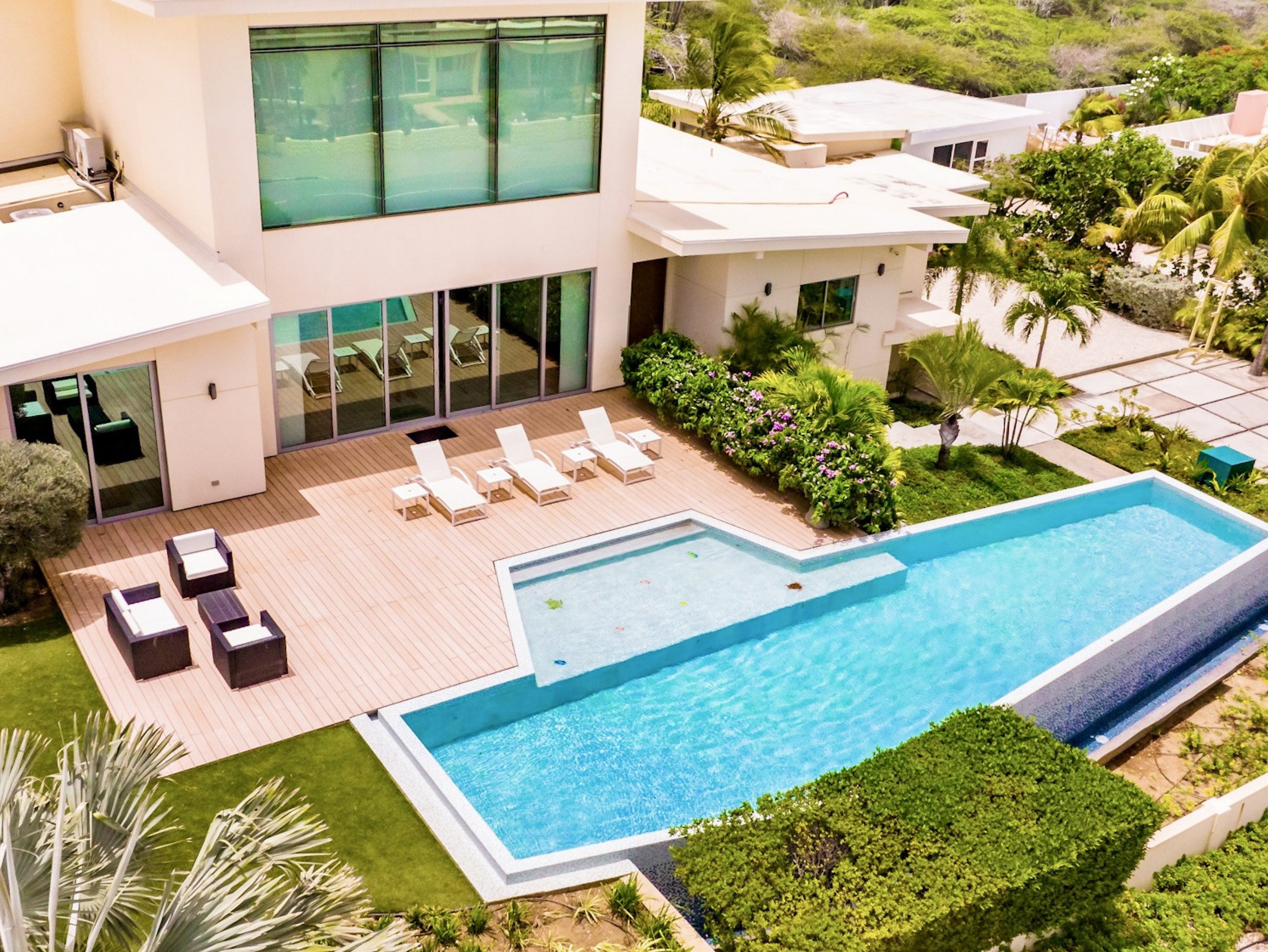 Aruba 39 Aruba villas with pools