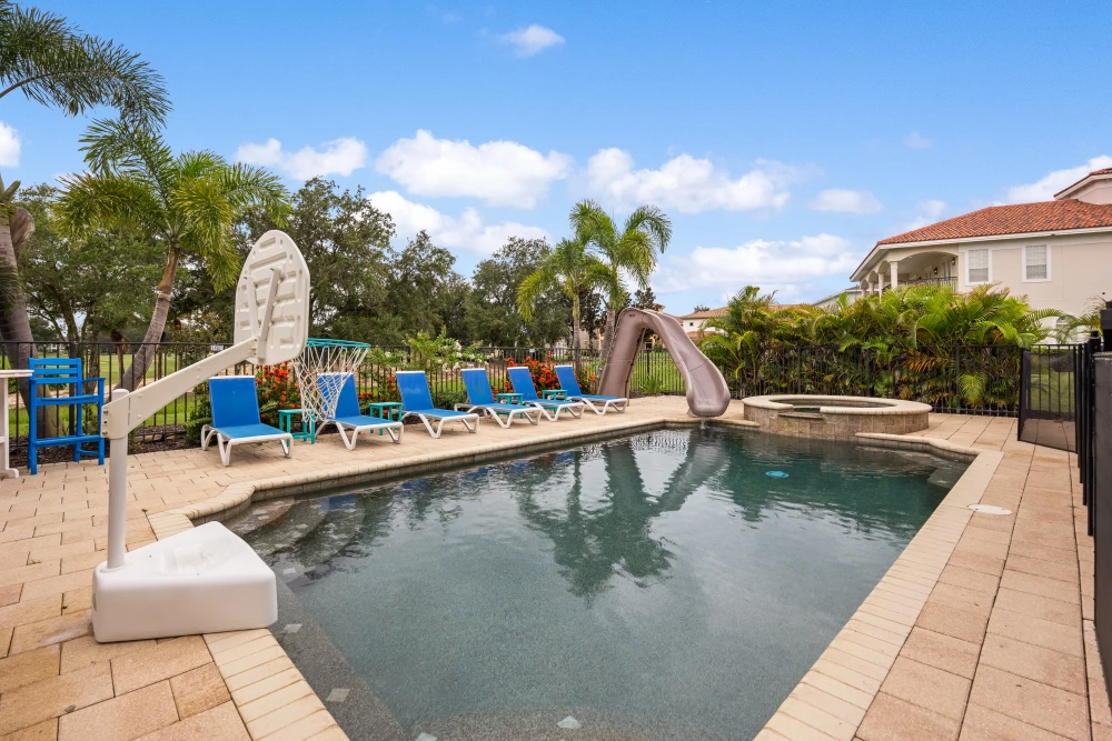 Reunion Resort 590