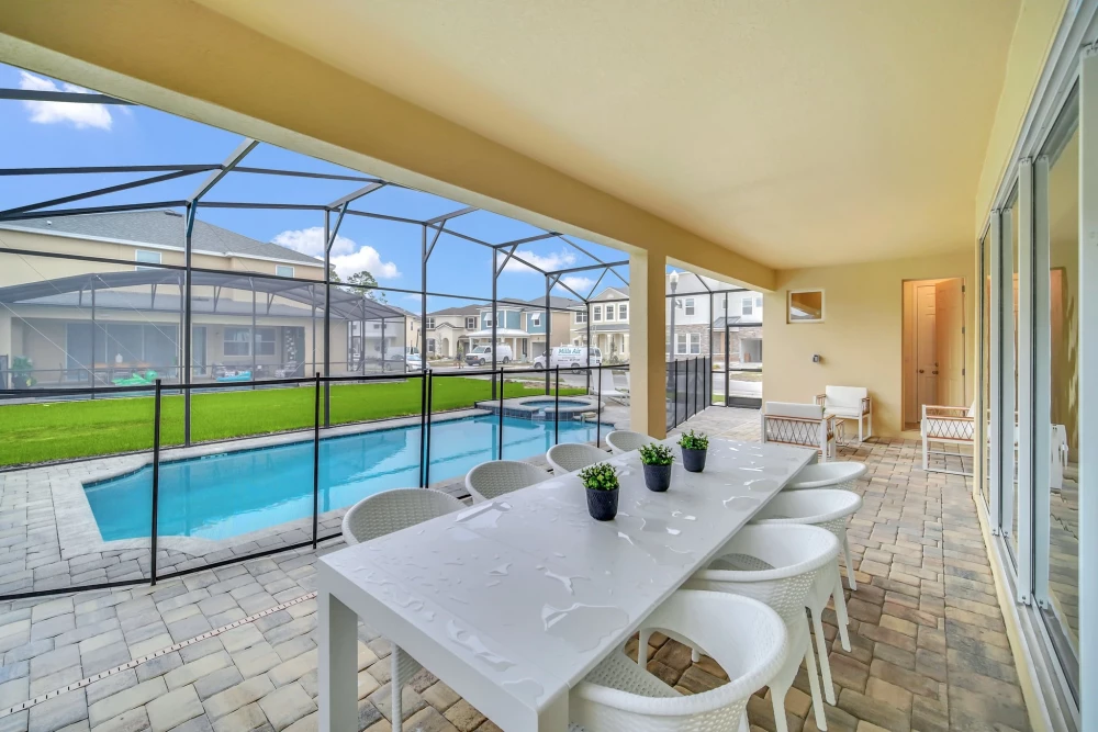 Solara Resort 462