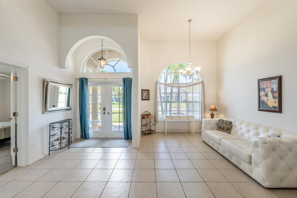 Cape Coral 526