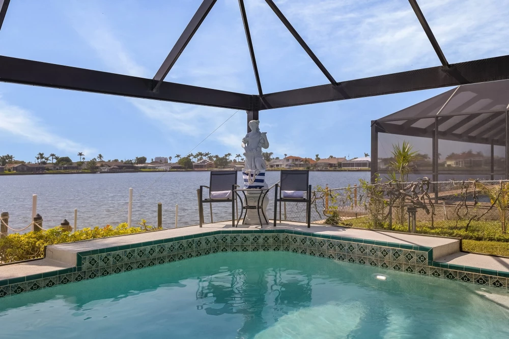 Cape Coral 527