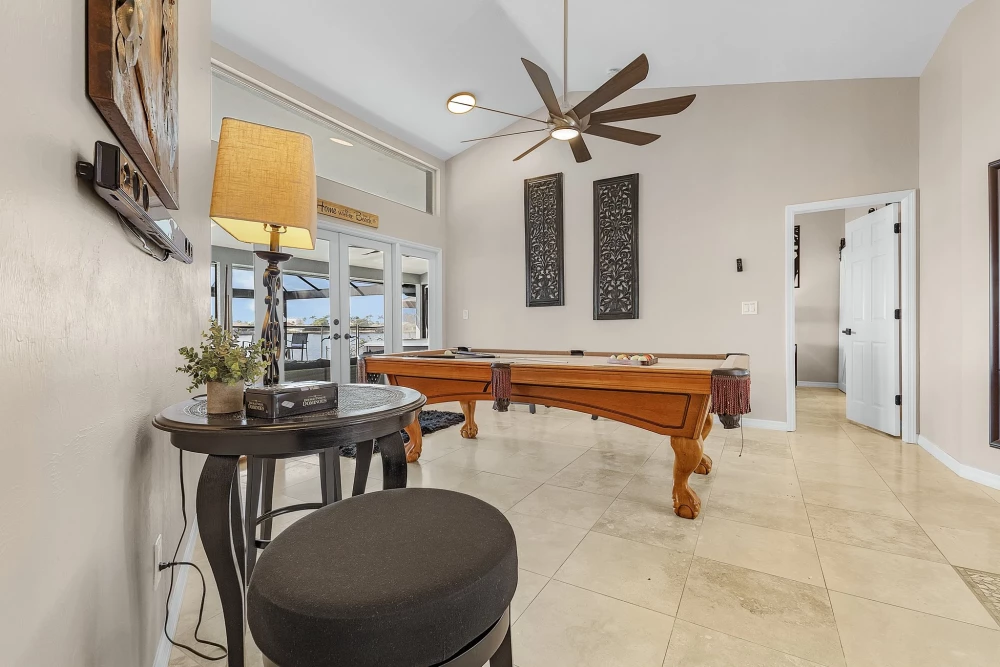 Cape Coral 527