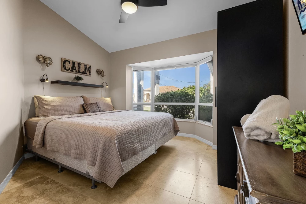 Cape Coral 527