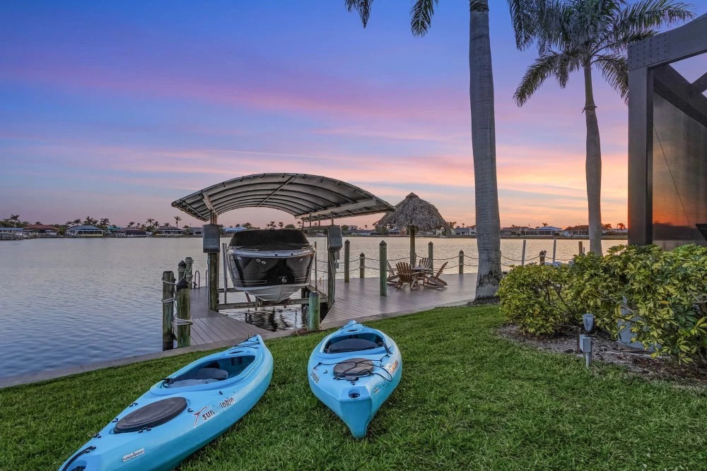 Cape Coral 527