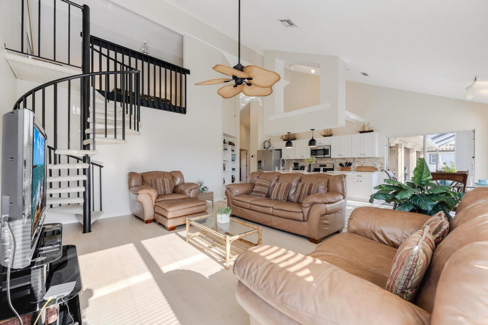 Cape Coral 537