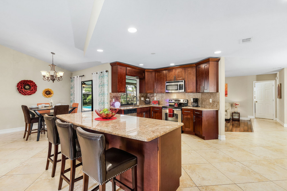 Cape Coral 586