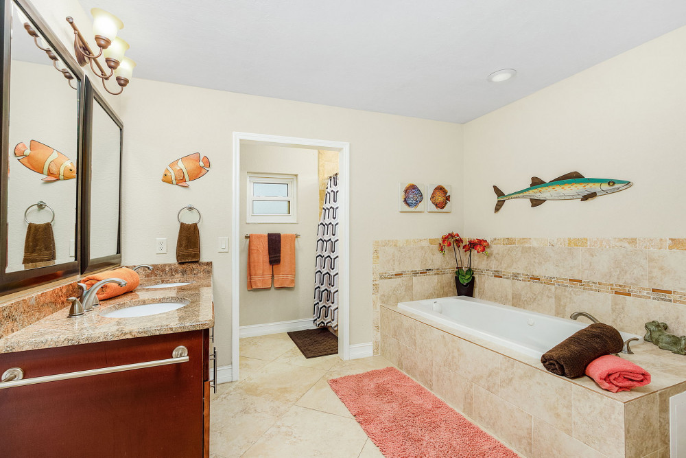 Cape Coral 586