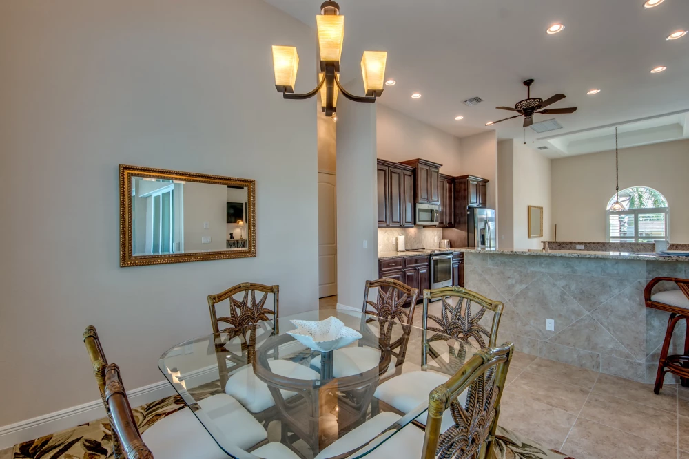 Cape Coral 585