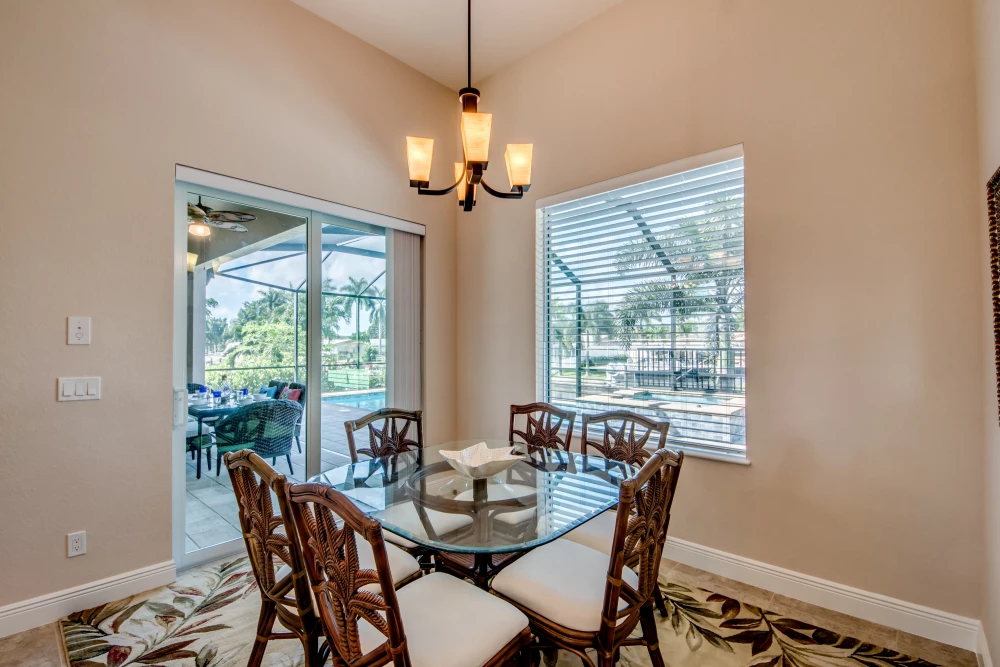 Cape Coral 585