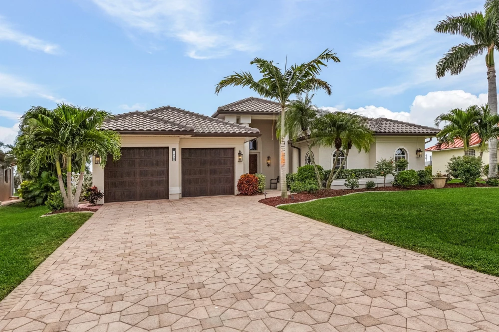 Cape Coral 581