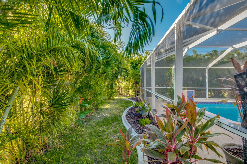 Cape Coral 579