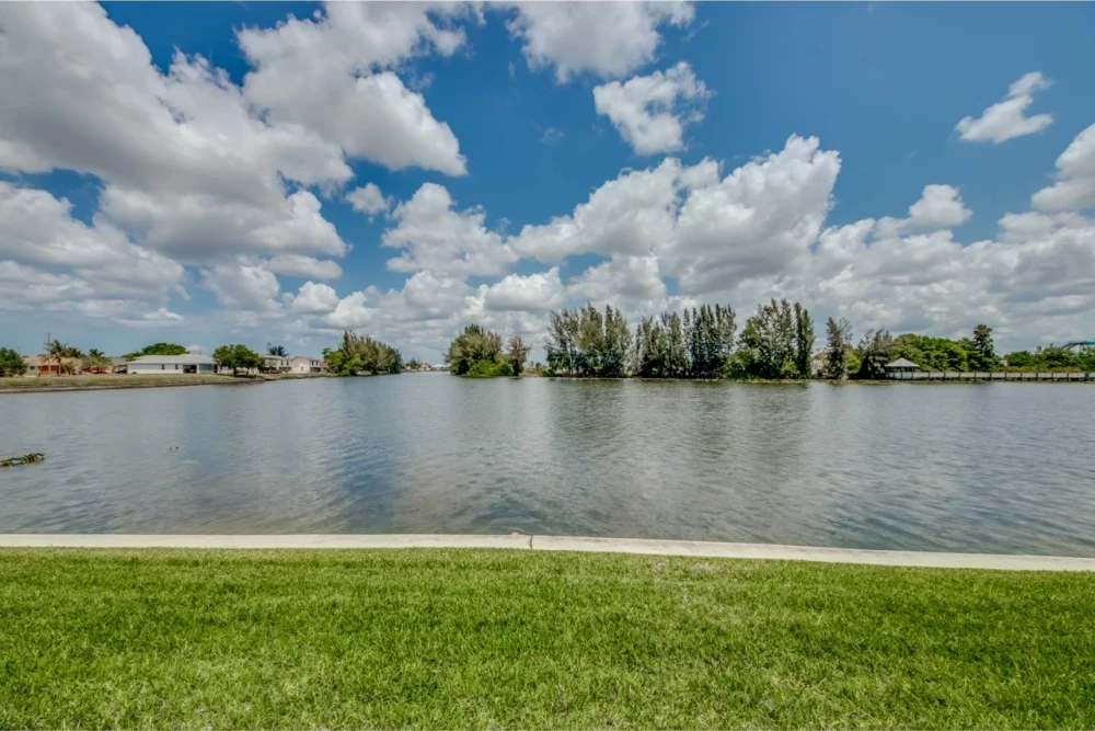 Cape Coral 564