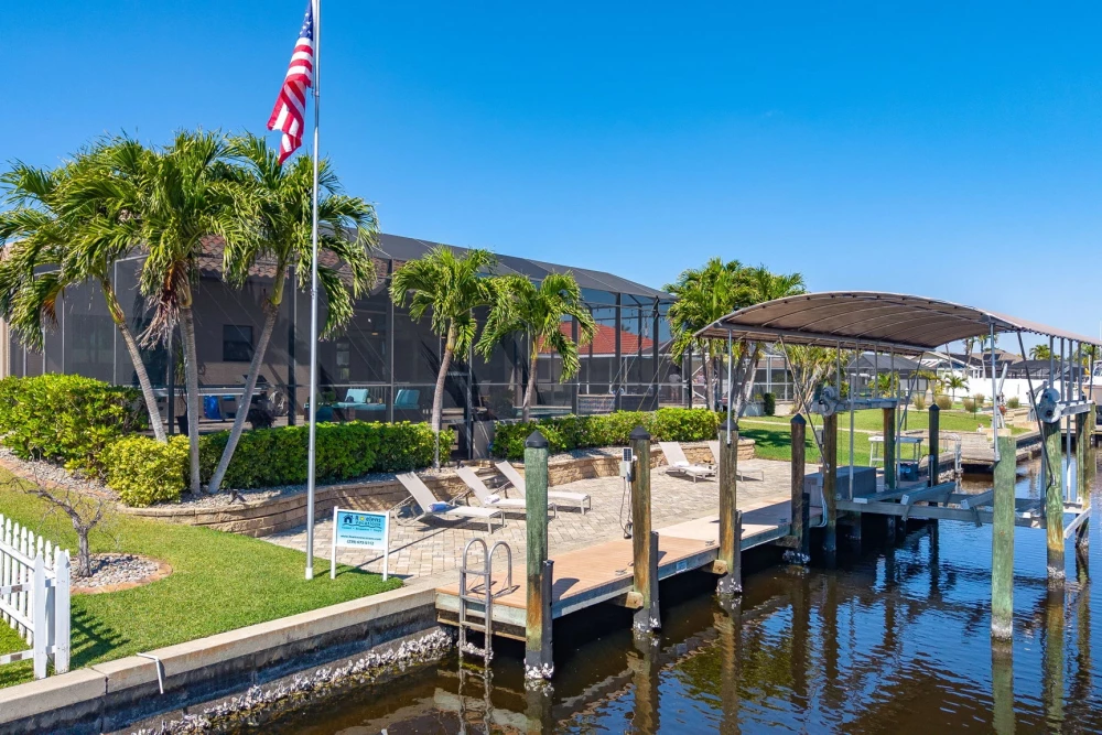 Cape Coral 563