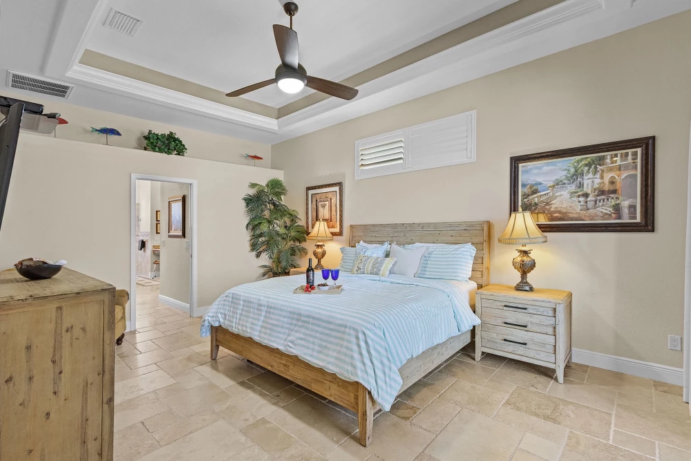 Cape Coral 563