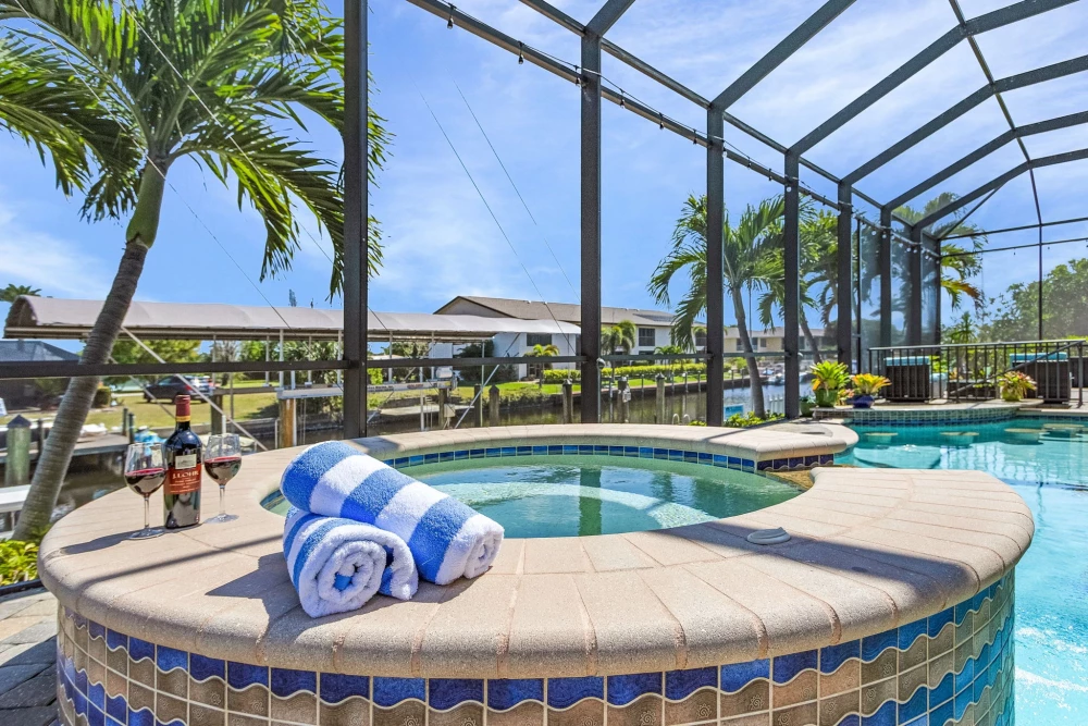 Cape Coral 563
