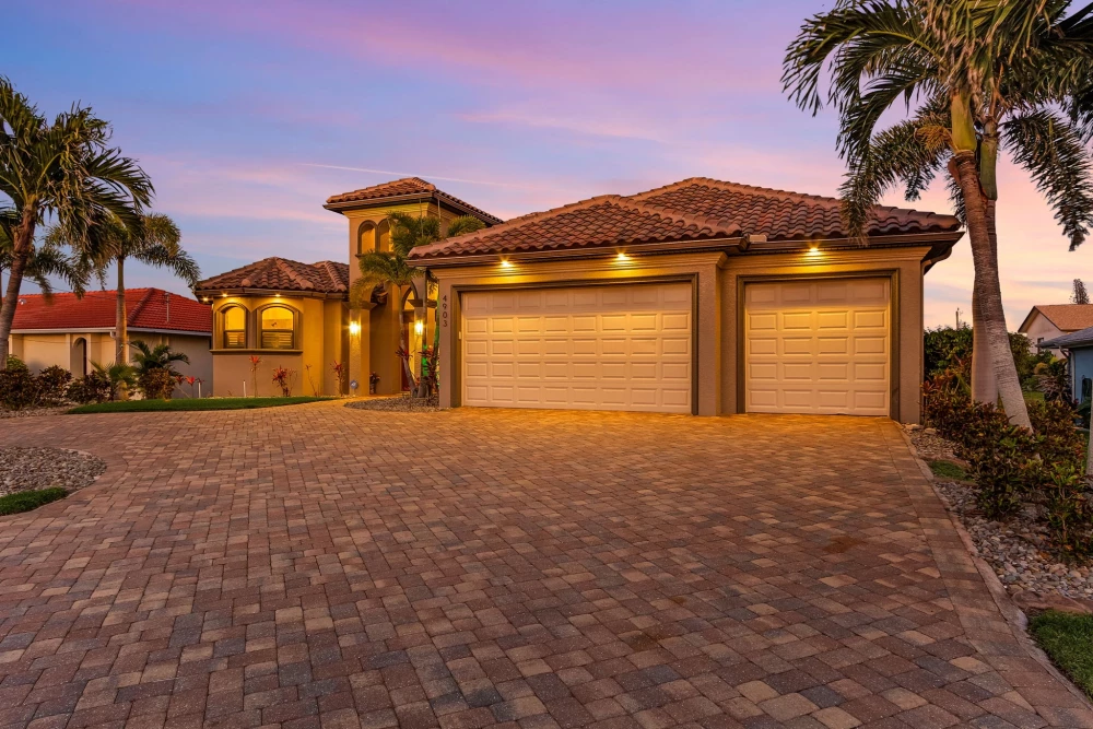 Cape Coral 563
