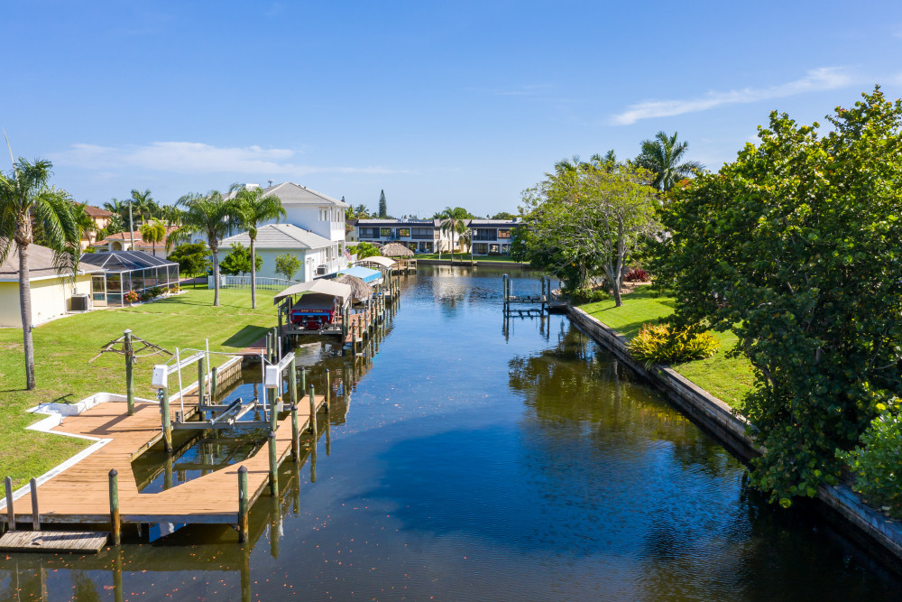 Cape Coral 550