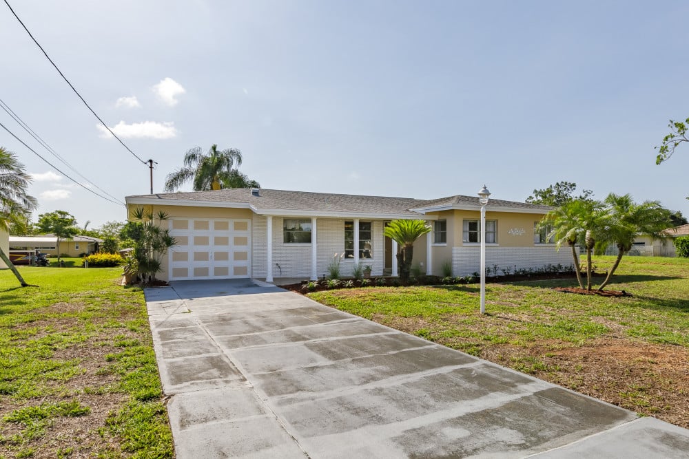 Cape Coral 550
