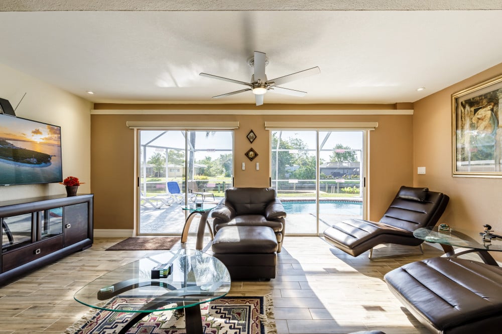 Cape Coral 550