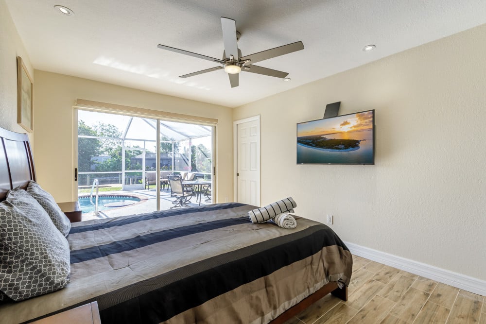 Cape Coral 550