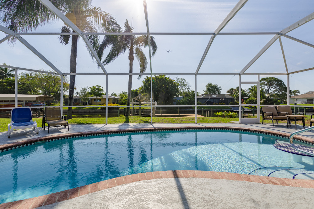 Cape Coral 550