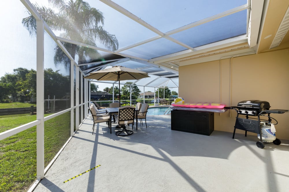 Cape Coral 550