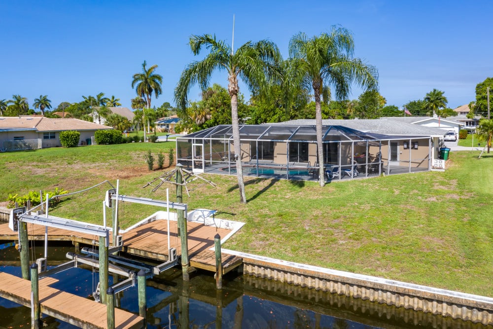 Cape Coral 550