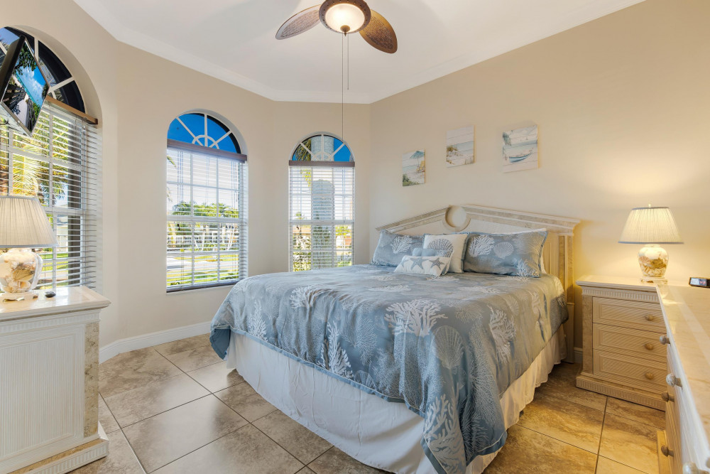 Cape Coral 671