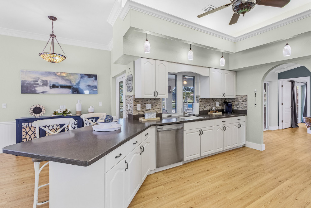 Cape Coral 670