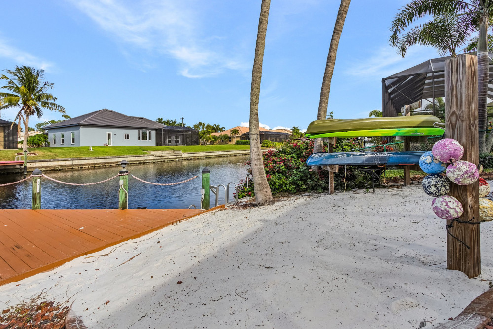 Cape Coral 670