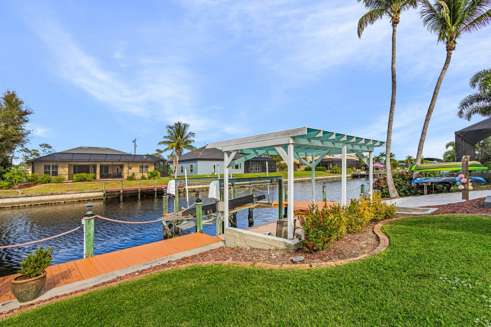 Cape Coral 670