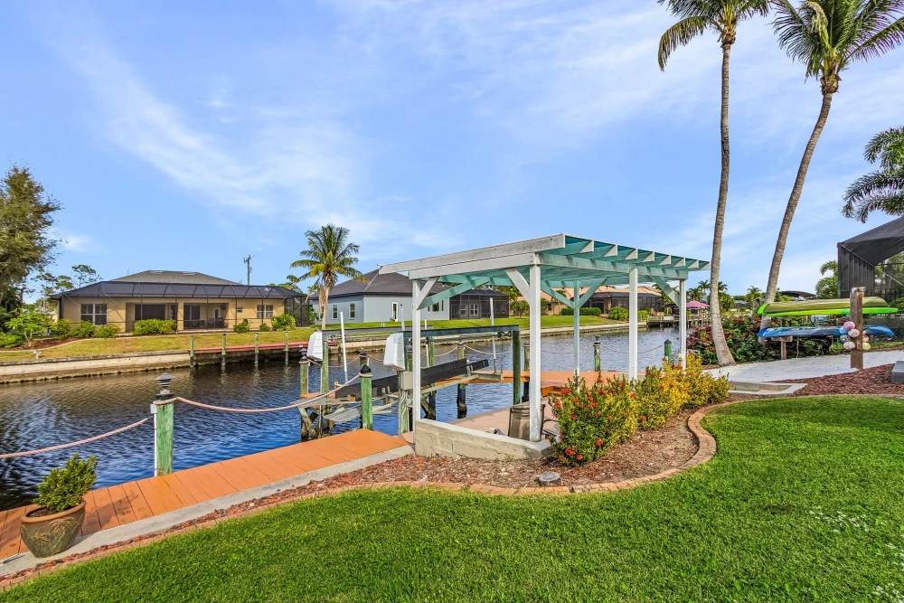 Cape Coral 670