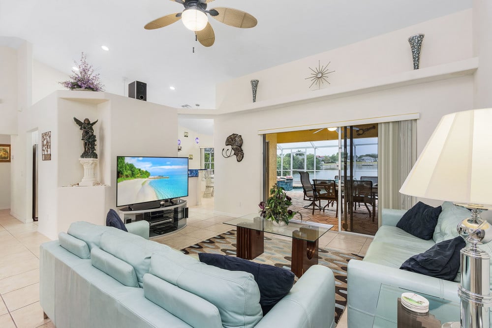 Cape Coral 657