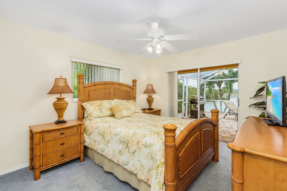 Cape Coral 657