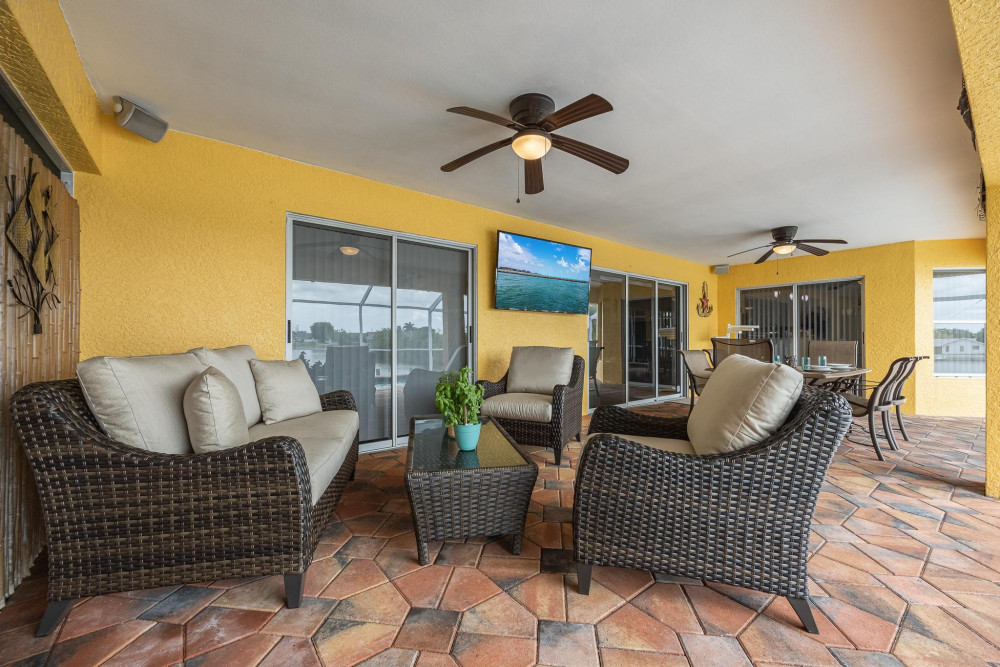 Cape Coral 657