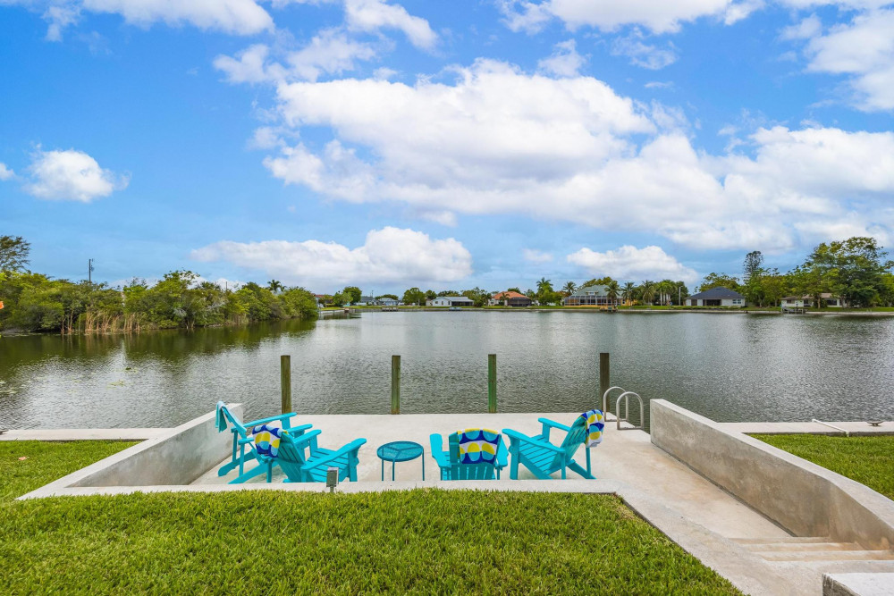 Cape Coral 657