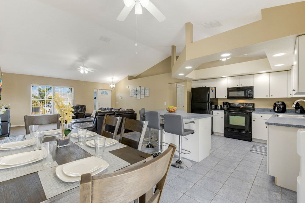 Cape Coral 663