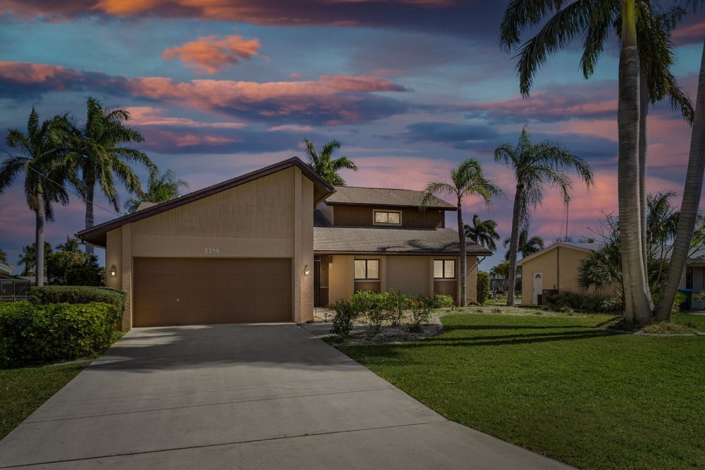 Cape Coral 650