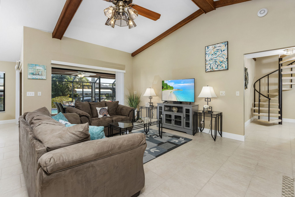 Cape Coral 650