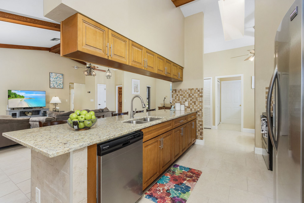 Cape Coral 650
