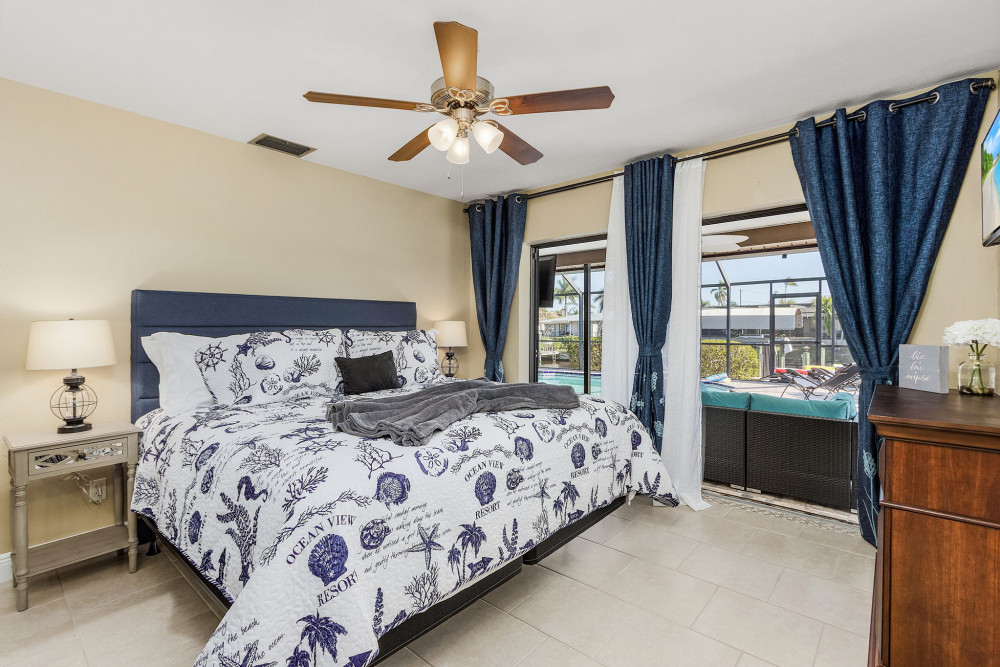 Cape Coral 650