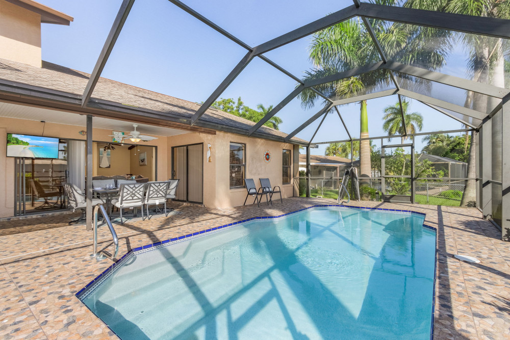 Cape Coral 650