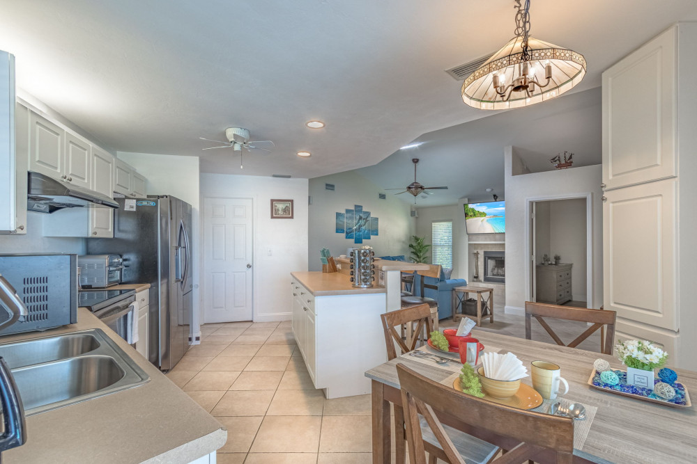 Cape Coral 653