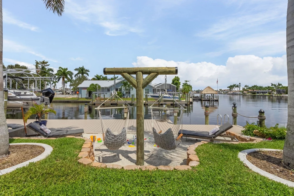Cape Coral 493