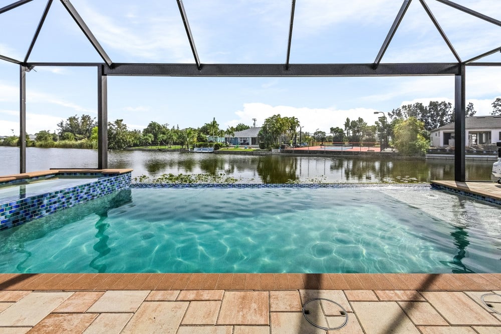 Cape Coral 552