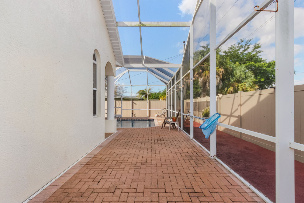 Cape Coral 551